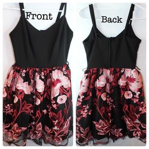 🖤❤️Beautiful girls black floral dress